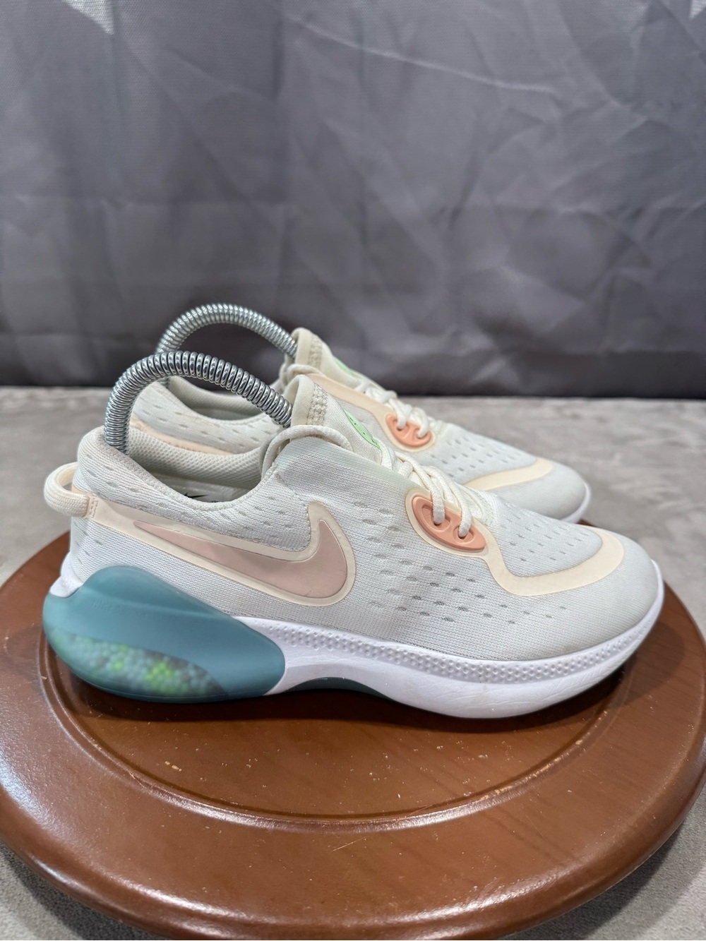 Nike Women's Joyride Dual Run Sneakers - Picture 5 of 12